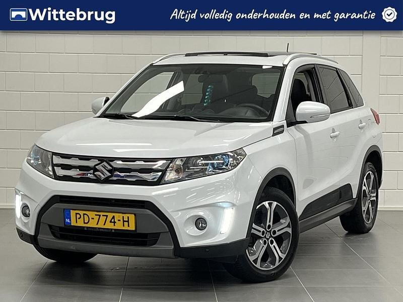 Wit Gebruikt 2017 Suzuki Vitara SUV | € 17.425 (Iets duurder) - Afbeelding 1/3