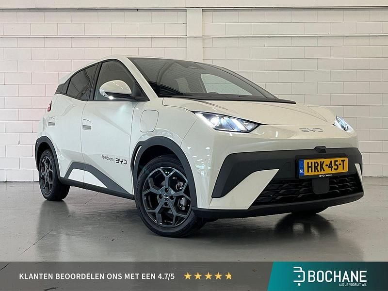 Wit Nieuw 2025 BYD Dolphin Comfort Hatchback | € 26.900 (Eerlijke prijs) - Afbeelding 1/4