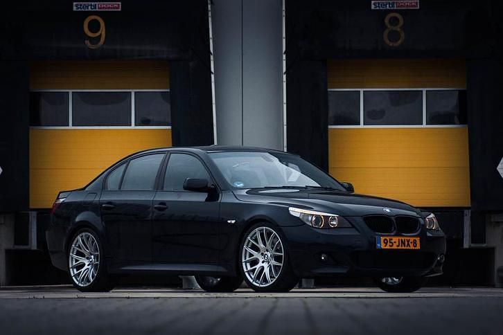 Gebruikt 2006 BMW 550 M Sport | € 12.950 - Afbeelding 1/4