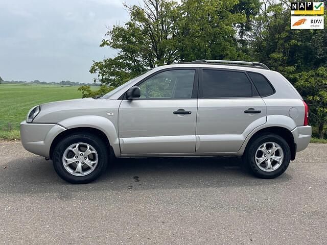 Grijs Gebruikt 2009 Hyundai Tucson Dynamiq SUV | € 3.950 (Goede deal) - Afbeelding 1/4