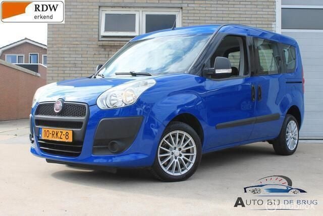 Blauw Gebruikt 2011 Fiat Doblò Dynamic MPV | € 5.940 (Eerlijke prijs) - Afbeelding 1/4