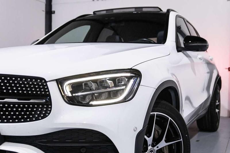 Occasion Mercedes GLC300e AMG 320 PK (235 kW) 2021 Wit SUV