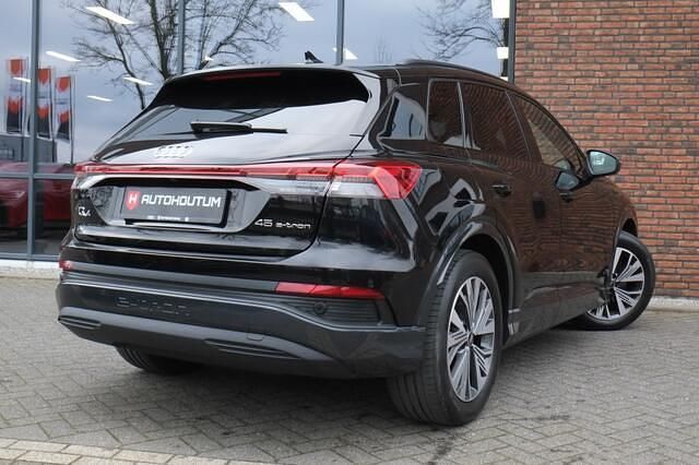 Occasion Audi Q4 e-tron S-Line 210 kW (286 PK) 2024 Zwart SUV