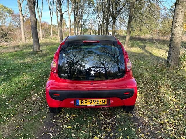 Occasion Peugeot 107 68 PK (50 kW) 2006 Rood Hatchback