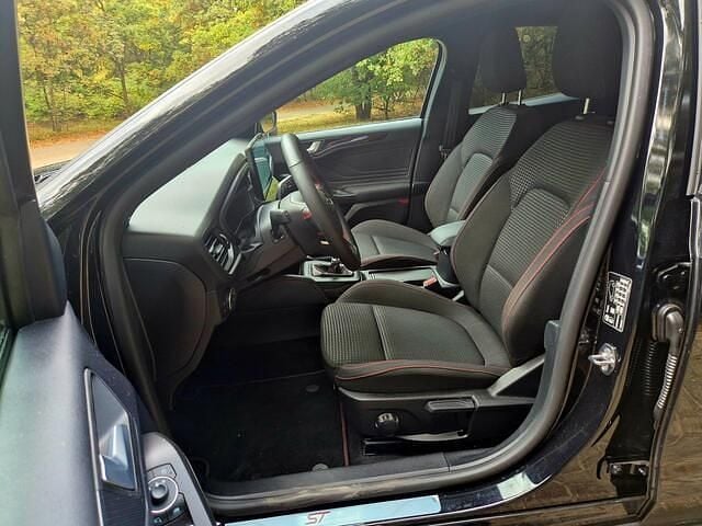 Occasion Ford Focus ST-Line X 125 PK (91 kW) 2025 Zwart Hatchback