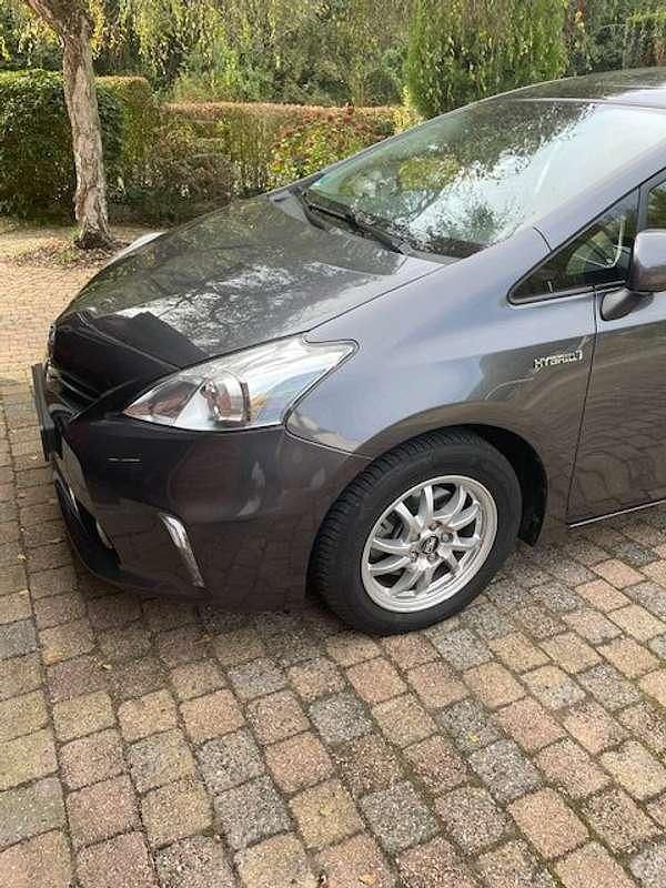 Grijs Gebruikt 2013 Toyota Prius+ MPV | € 9.850 (Super prijs) - Afbeelding 1/4