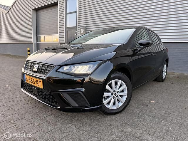 Occasion Seat Ibiza Business 95 PK (69 kW) 2021 Zwart Hatchback