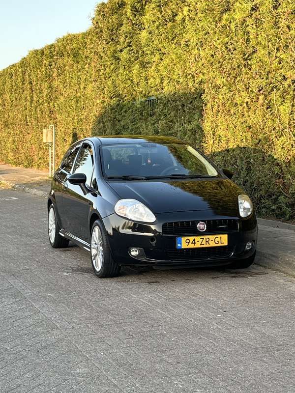 Gebruikt 2008 Fiat Punto Hatchback | € 2.000 (Goede deal) - Afbeelding 1/4