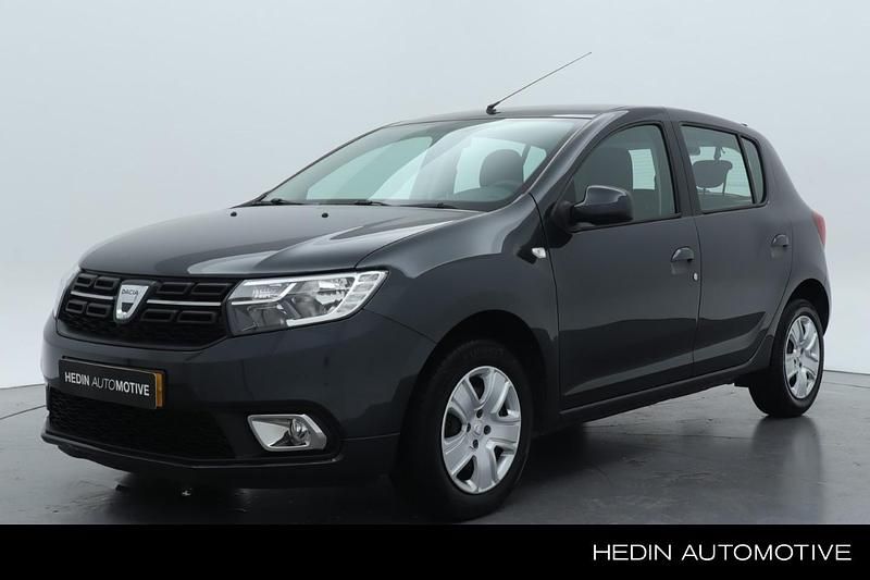 Grijs Occasion 2019 Dacia Sandero Lauréate Hatchback | € 10.950 (Eerlijke prijs) - Afbeelding 1/3