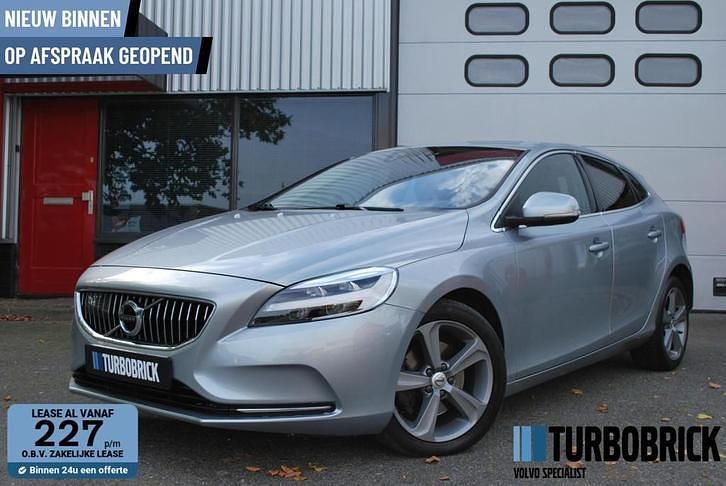 Gebruikt 2017 Volvo V40 Inscription | € 13.995 (Eerlijke prijs) - Afbeelding 1/4
