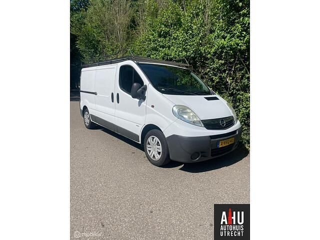 Overige Gebruikt 2009 Opel Vivaro Van | € 2.950 (Eerlijke prijs) - Afbeelding 1/4