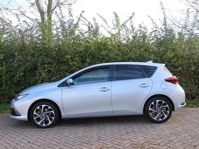 Occasion Toyota Auris 116 PK (85 kW) 2016 Grijs Hatchback