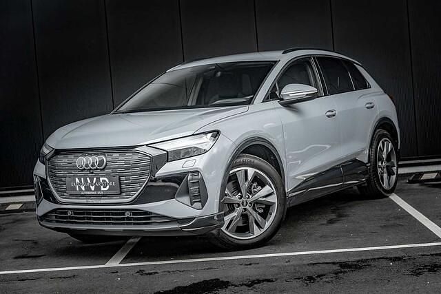 Grijs Gebruikt 2021 Audi Q4 e-tron Comfort SUV | € 37.890 (Iets duurder) - Afbeelding 1/4