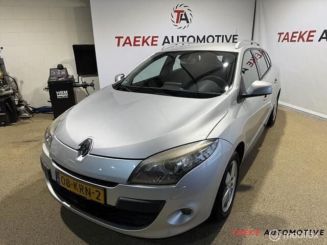Occasion Renault Mégane GrandTour Dynamique 131 PK (96 kW) 2010 Grijs Stationwagen