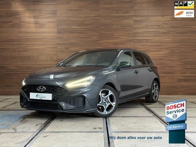 Grijs Gebruikt 2021 Hyundai i30 N Line Hatchback | € 19.890 (Iets duurder) - Afbeelding 1/4