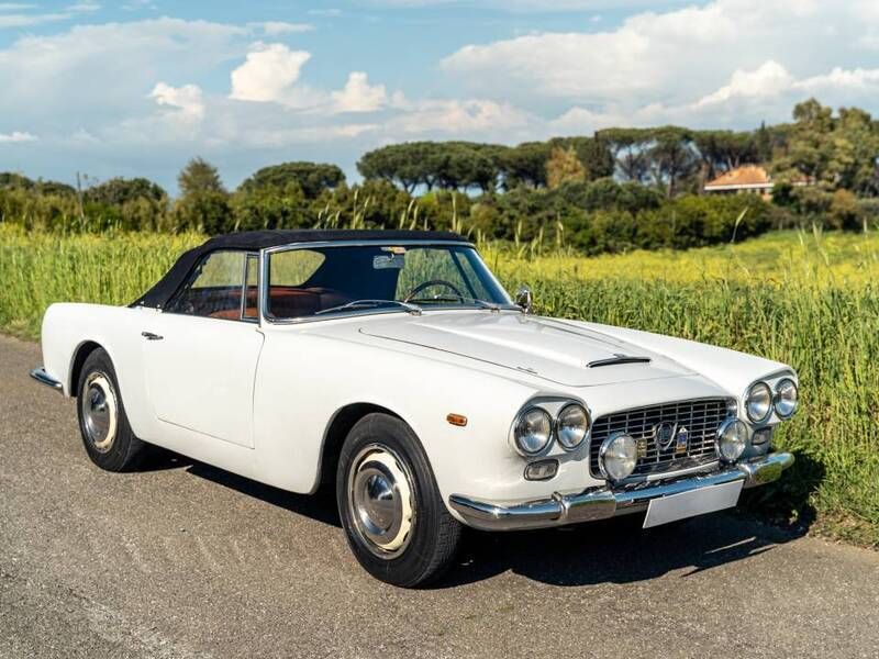 Wit Gebruikt 1966 Lancia Flaminia Cabriolet | € 137.000 - Afbeelding 1/4