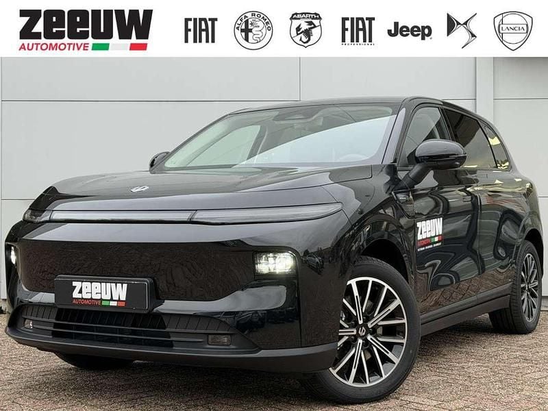 Zwart Nieuw 2025 Leapmotor B10 SUV | € 33.745 - Afbeelding 1/4