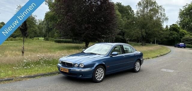 Blauw Gebruikt 2002 Jaguar X-type Sedan | € 7.745 - Afbeelding 1/4