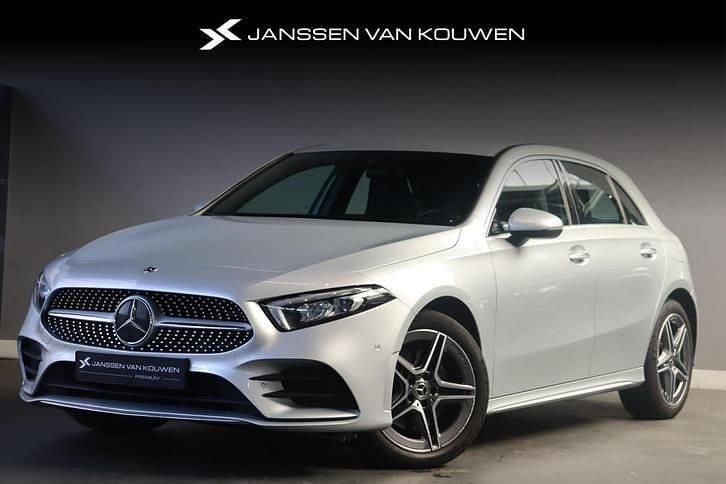 Gebruikt 2022 Mercedes 250 AMG line | € 28.950 (Super prijs) - Afbeelding 1/4