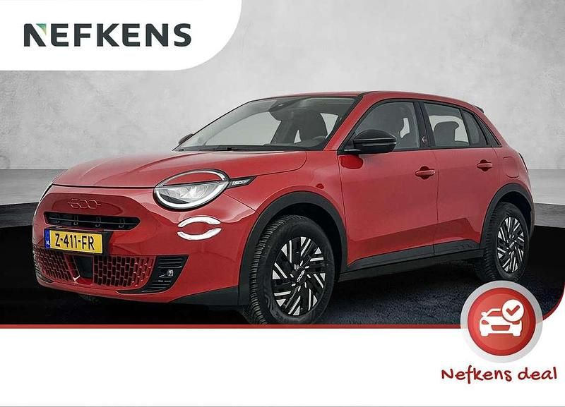 Rood Occasion 2024 Fiat 600E Red SUV | € 24.425 (Eerlijke prijs) - Afbeelding 1/4