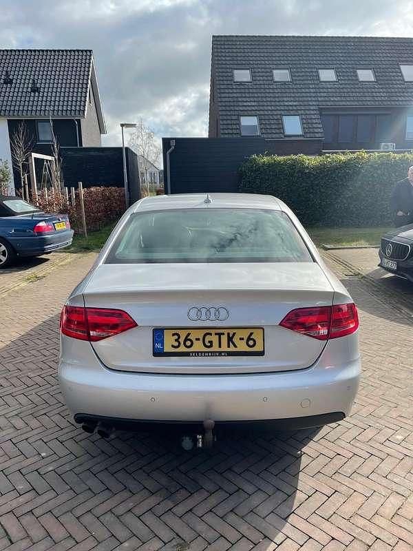 Grijs Gebruikt 2008 Audi A4 Sedan | € 6.999 (Eerlijke prijs) - Afbeelding 1/4