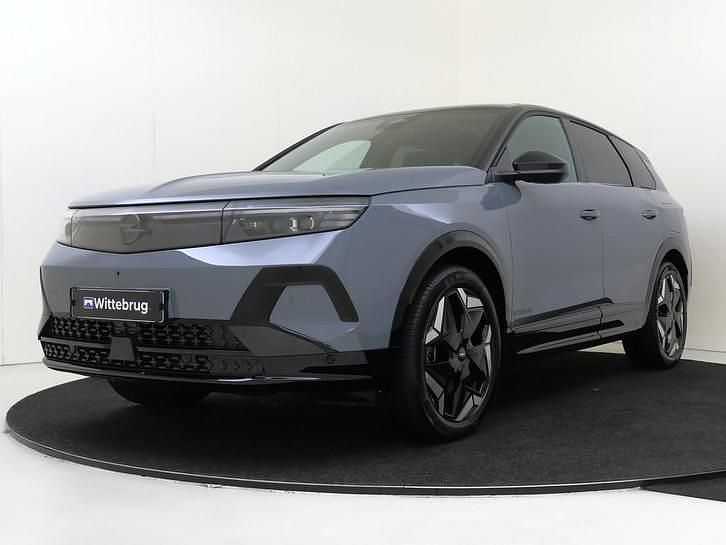 Grijs Occasion 2025 Opel Grandland Electric Ultimate SUV | € 52.925 - Afbeelding 1/3