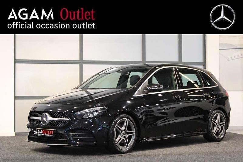 Zwart Gebruikt 2020 Mercedes B180 Business MPV | € 20.995 (Eerlijke prijs) - Afbeelding 1/4