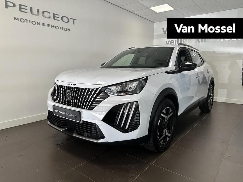 Wit Gebruikt 2024 Peugeot 2008 Allure SUV | € 23.740 (Goede deal) - Afbeelding 1/4