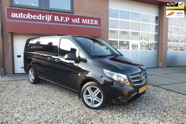 Zwart Gebruikt 2019 Mercedes Vito MPV | € 16.950 (Duur) - Afbeelding 1/4