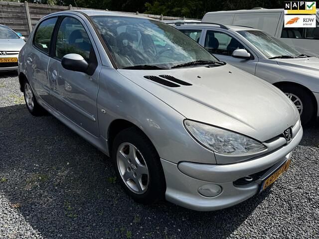 Grijs Gebruikt 2006 Peugeot 206 Hatchback | € 750 (Super prijs) - Afbeelding 1/4