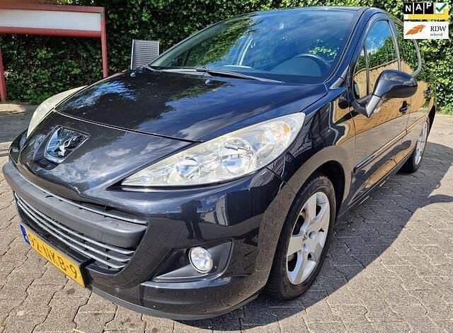 Zwart Gebruikt 2010 Peugeot 207 Hatchback | € 3.850 (Eerlijke prijs) - Afbeelding 1/4