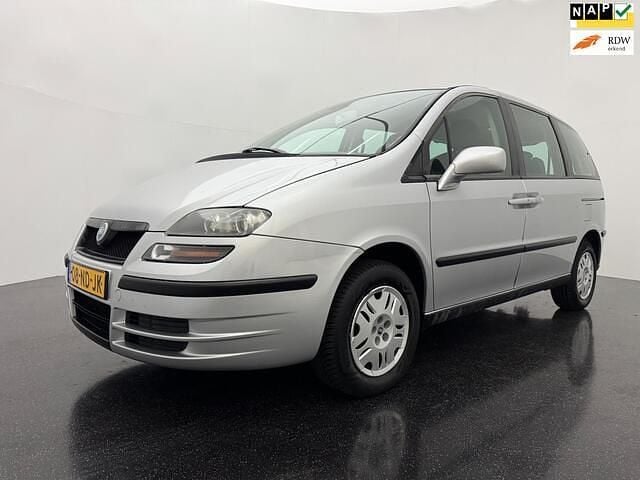 Grijs Gebruikt 2003 Fiat Ulysse Active MPV | € 1.495 - Afbeelding 1/4