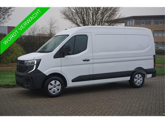 Wit Nieuw 2024 Renault Master Van | € 32.850 (Goede deal) - Afbeelding 1/3