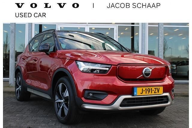Rood (metallic) Occasion 2020 Volvo XC40 R-Design SUV | € 20.800 (Eerlijke prijs) - Afbeelding 1/4