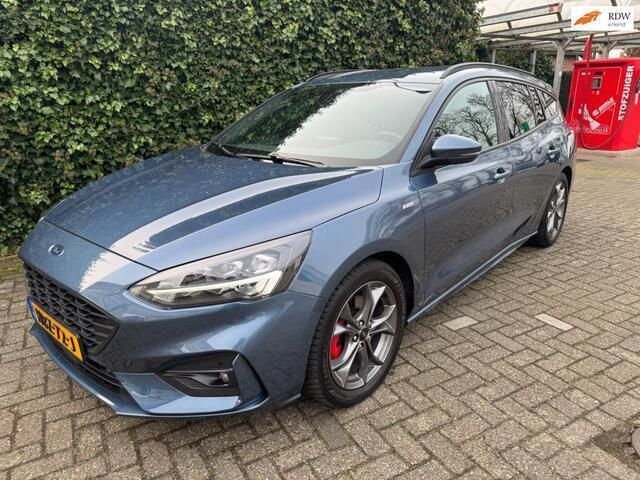 Blauw Gebruikt 2021 Ford Focus Business Edition Stationwagen | € 24.950 (Eerlijke prijs) - Afbeelding 1/4