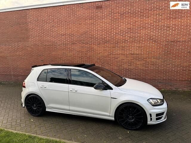 Wit (metallic) Gebruikt 2014 VW Golf VII R Hatchback | € 14.950 (Super prijs) - Afbeelding 1/4