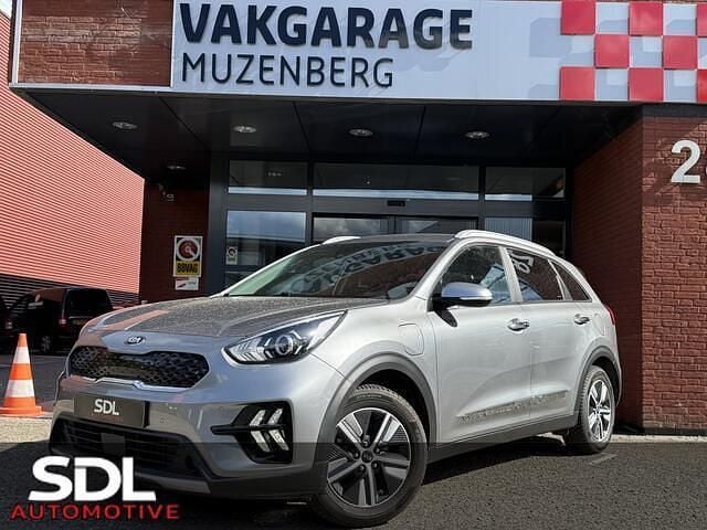 Zilver Gebruikt 2021 Kia Niro SUV | € 22.945 (Super prijs) - Afbeelding 1/4