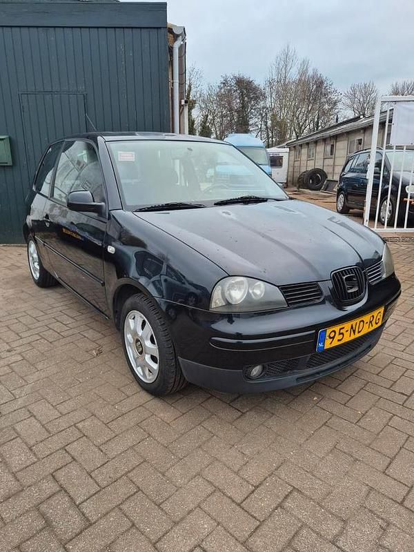 Gebruikt 2003 Seat Arosa Hatchback | € 1.212 (Eerlijke prijs) - Afbeelding 1/4
