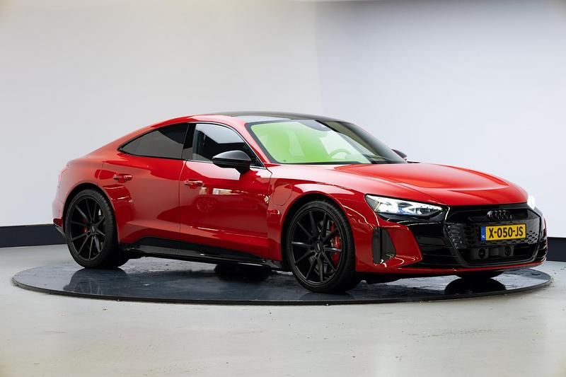 Rood Gebruikt 2021 Audi RS e-tron GT Ambiente Sedan | € 68.945 (Duur) - Afbeelding 1/4