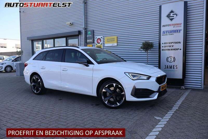 Wit Gebruikt 2022 Cupra Leon VZ Stationwagen | € 26.750 (Eerlijke prijs) - Afbeelding 1/4