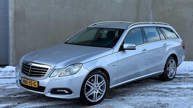 Grijs Occasion 2010 Mercedes 200 Stationwagen | € 11.340 (Iets duurder) - Afbeelding 1/4