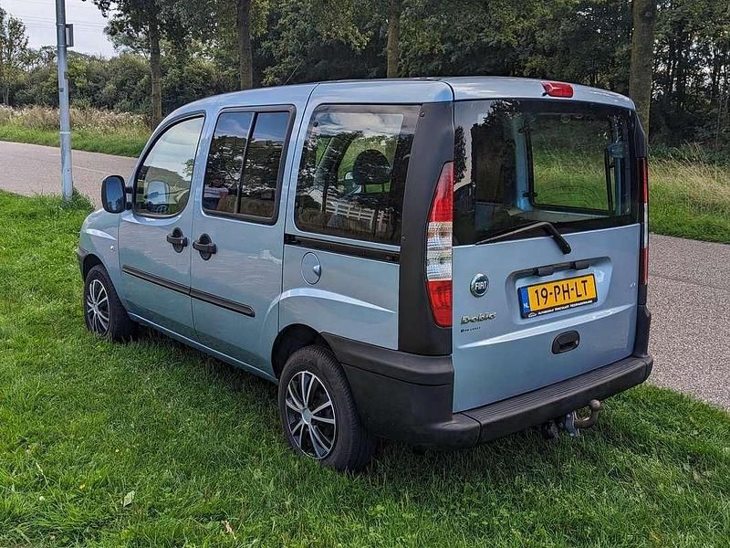 Occasion Fiat Doblò 103 PK (75 kW) 2004 Blauw MPV