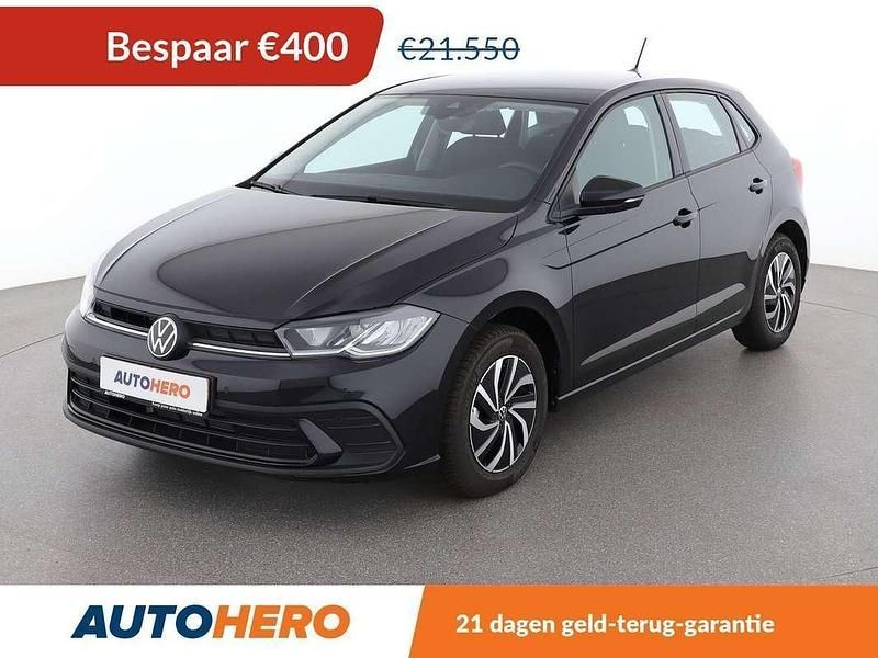 Zwart Nieuw 2024 VW Polo Life Hatchback | € 21.349 (Super prijs) - Afbeelding 1/3