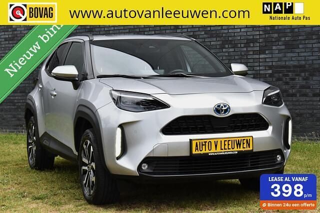 Grijs Gebruikt 2022 Toyota Yaris Cross SUV | € 23.925 (Goede deal) - Afbeelding 1/4