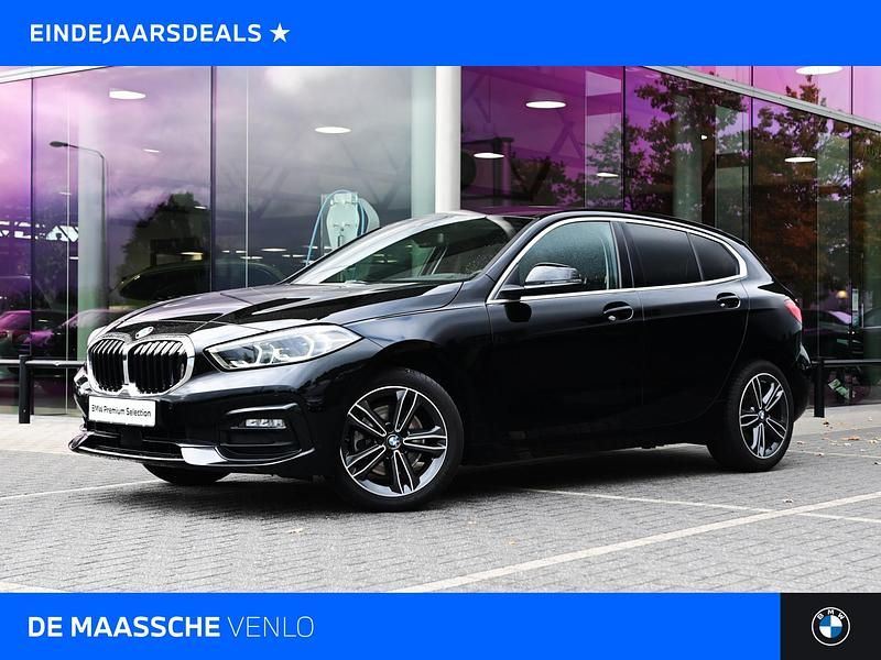 Zwart Gebruikt 2023 BMW 118 Sport Line Hatchback | € 25.495 (Eerlijke prijs) - Afbeelding 1/4