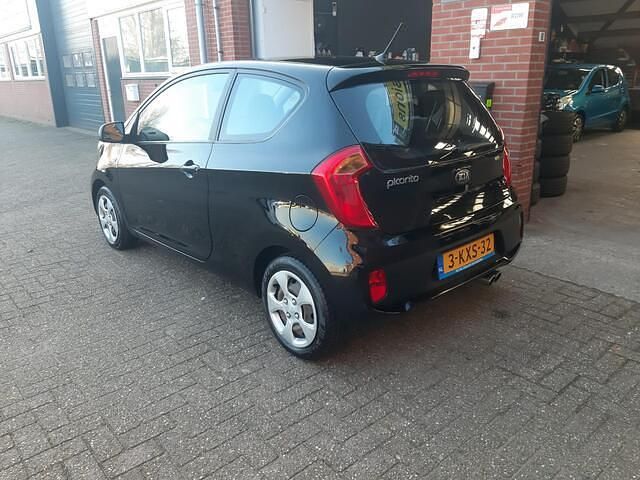 Occasion Kia Picanto 69 PK (50 kW) 2013 Zwart Hatchback