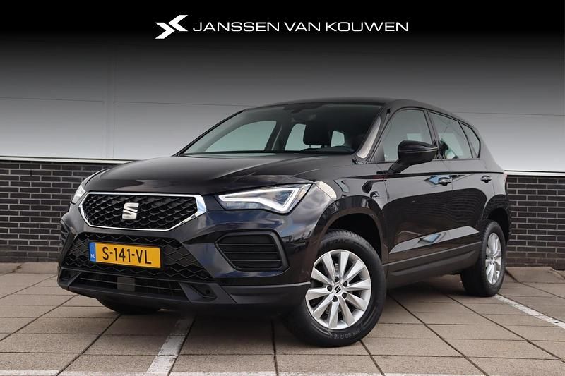 Zwart Gebruikt 2023 Seat Ateca Reference SUV | € 24.395 (Eerlijke prijs) - Afbeelding 1/4