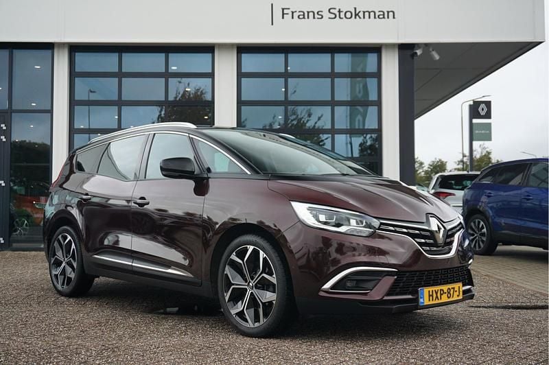 Rood Gebruikt 2022 Renault Grand Scénic IV Intens MPV | € 29.950 (Iets duurder) - Afbeelding 1/4