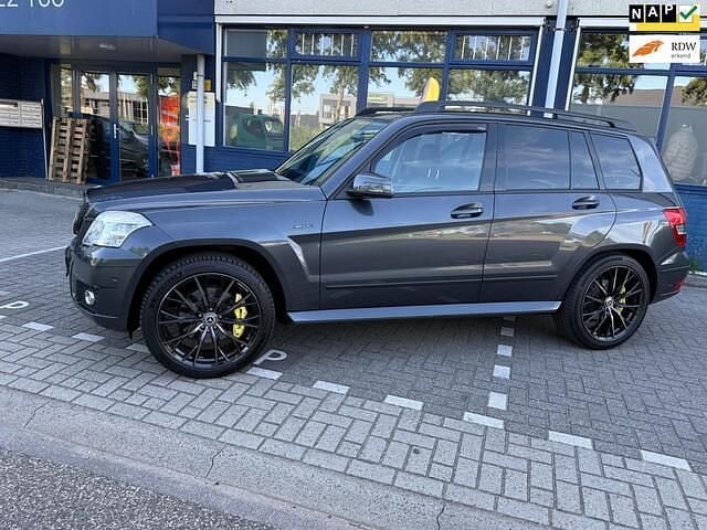 Grijs Gebruikt 2008 Mercedes GLK350 SUV | € 16.950 (Eerlijke prijs) - Afbeelding 1/4