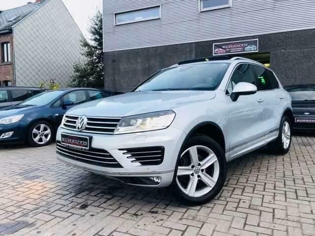 Grijs Gebruikt 2017 VW Touareg R SUV | € 38.300 (Eerlijke prijs) - Afbeelding 1/4